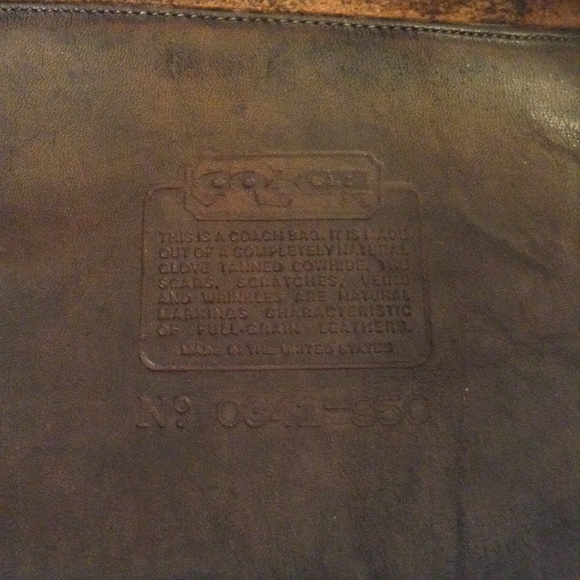 ❌❌SOLD SOLD❌❌Black Vintage Coach Crossbody - Picture 7 of 8